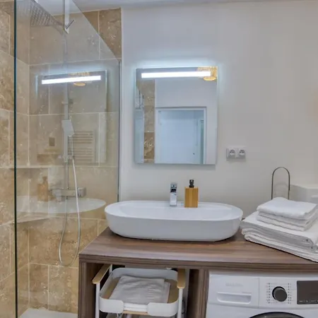 Charming Studio In *
