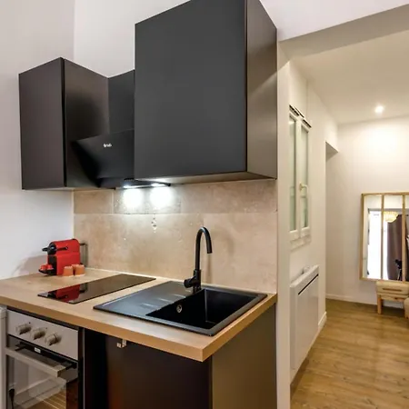 Charming Studio In Daire